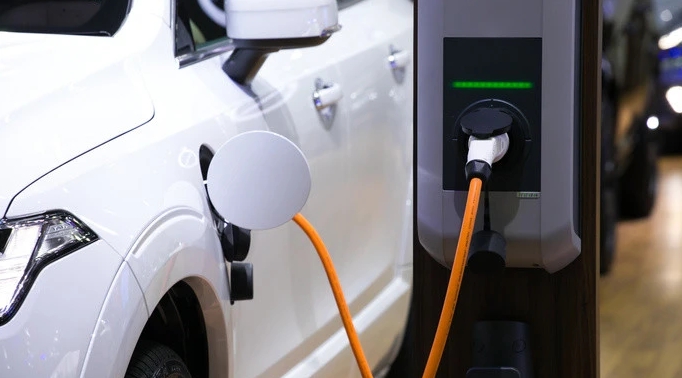 10分钟给电动汽车充满电，要率先在中国实现了？