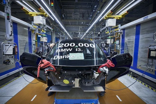 第20万台宝马i3下线全球最畅销紧凑型高档电动车