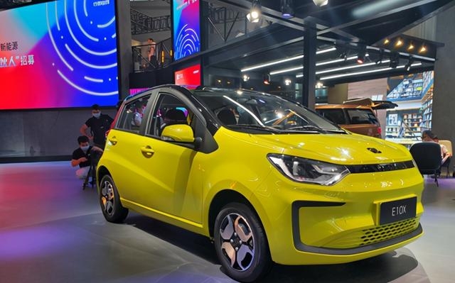 江淮大众思皓新能源汽车成功征服湘北第一高峰天岳幕阜山