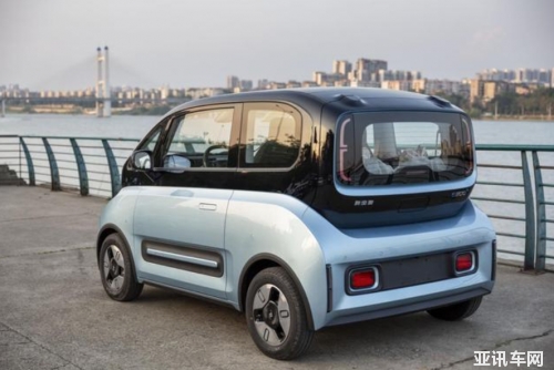 微型电动汽车哪款好？这款座驾来自未来，年轻人认可