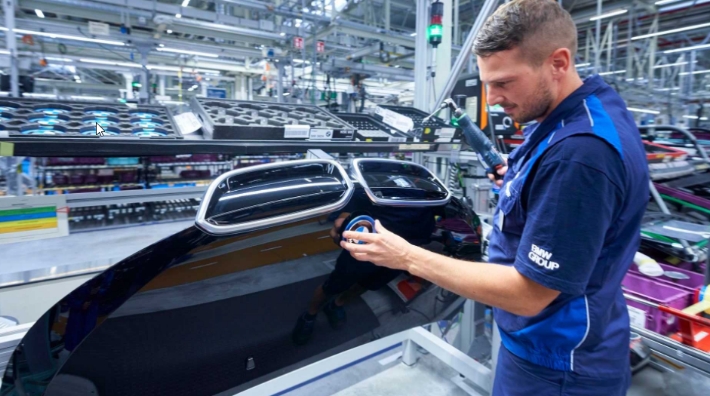 宝马将在德国所有工厂生产全电动汽车