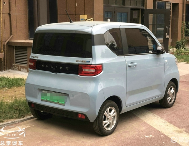 五菱电动车凭什么月销过万？这款车真的能颠覆老年代步车吗？