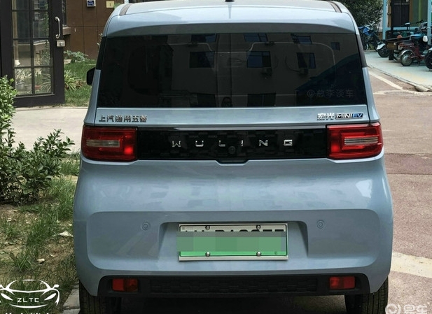 五菱电动车凭什么月销过万？这款车真的能颠覆老年代步车吗？