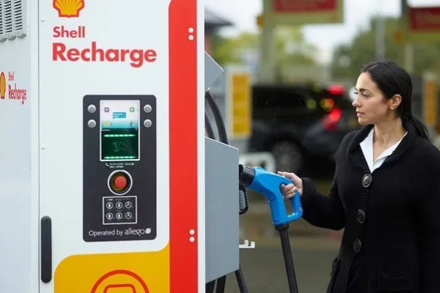 电动汽车将成未来主流，加油站有无存在必要全看这一点