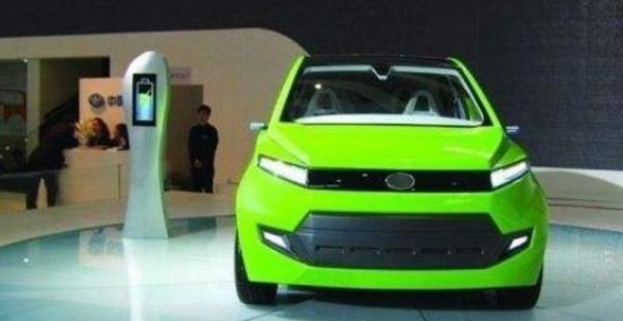 赶鸭子上架，不想买电动车？燃油车都快不卖了