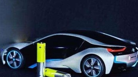 赶鸭子上架，不想买电动车？燃油车都快不卖了