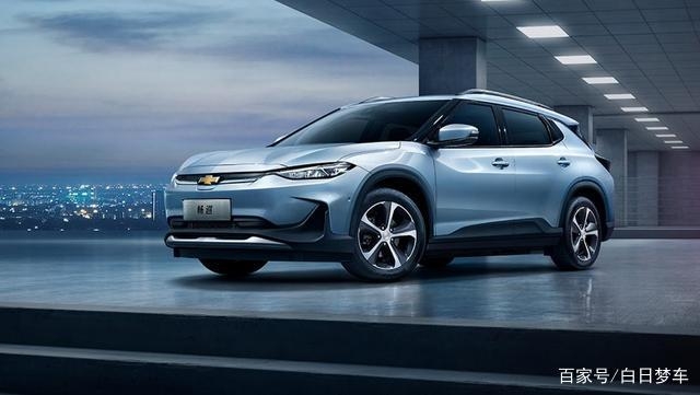 工程师造电动车的样子，就像你小时候玩四驱车的样子