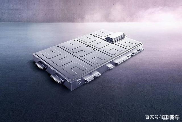 工程师造电动车的样子，就像你小时候玩四驱车的样子