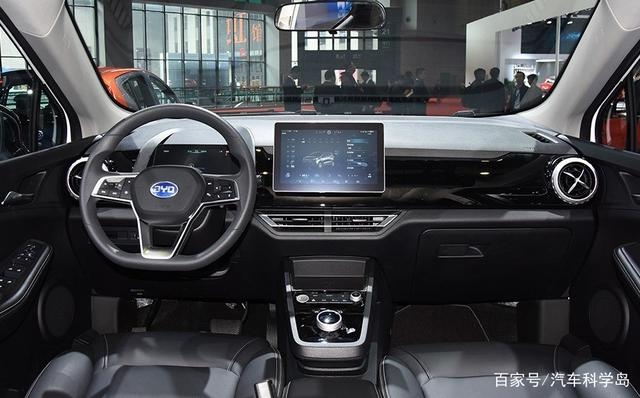 电动汽车的用车成本真的很低吗?参考两台10万级优秀轿车进行分析