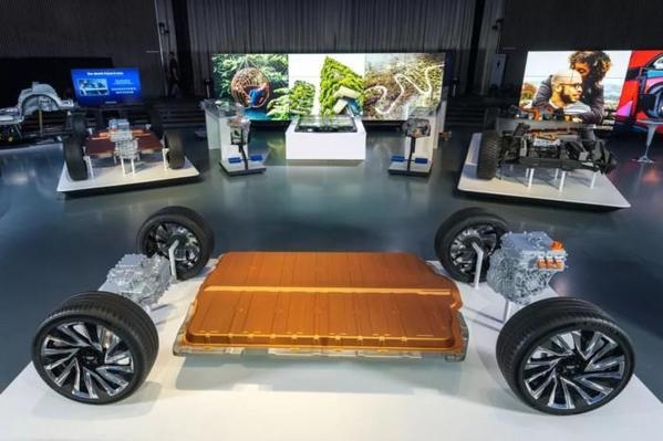 GM本田宣布联合打造两款电动汽车：SuperCruise将入驻