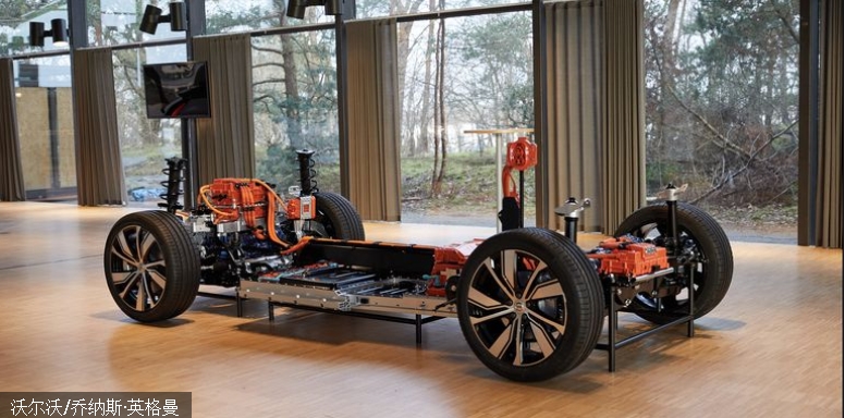 沃尔沃通过建造自己的电池追随特斯拉在电动汽车领域的领先地位