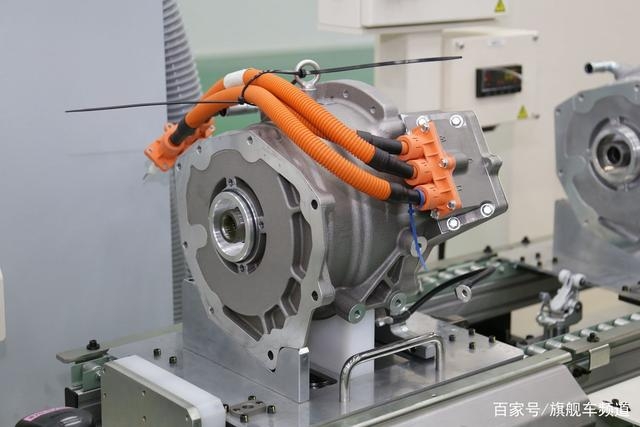 电动汽车为什么提速这么猛？看看它的工作原理你就明白了