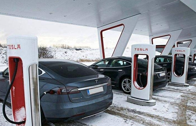 为什么越来越多人买电动车？因为相比汽车，它具备3大优势