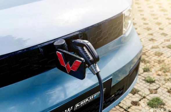 五菱又一款A00级新能源汽车将上市主打城市代步已盲订超一千台