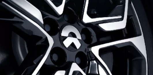 「专利解密」新能源“黑马”蔚来，如何改善电动汽车充电方式？