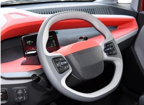 宝骏E200微型电动汽车，好开好停成短途代步出行神器