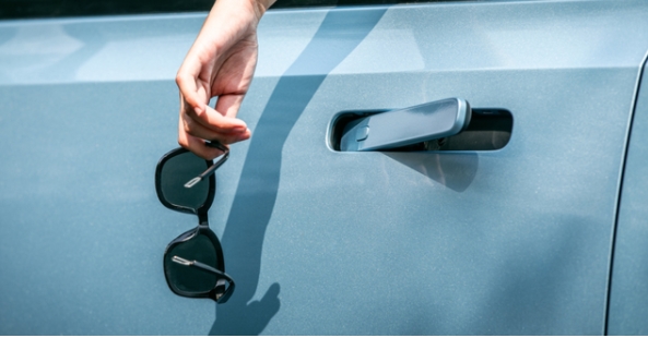 和智能家电同台销售，这款电动小车有多智能？