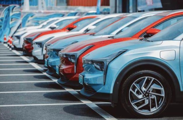 还纠结纯电动汽车如何入手？不妨先来看看这款哪吒U