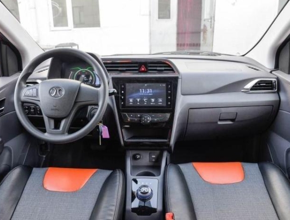 北汽推出5万电动汽车，北汽新能源EC200