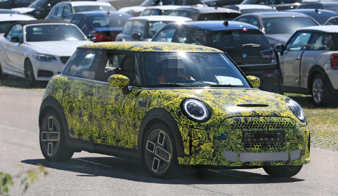 2021迷你电动车将获得样式调整获得新的信息娱乐系统