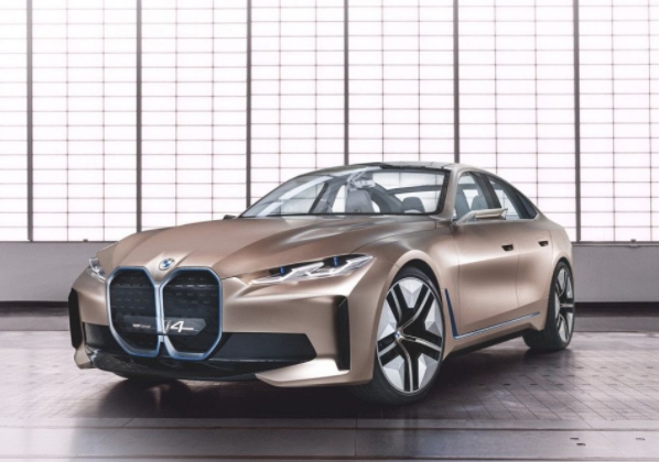 宝马未来电动汽车将使用利用可再生能源生产电池可实现零排放