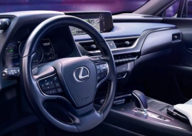 X300e是雷克萨斯有史以来的第一款电动汽车每次充电可行驶400公里