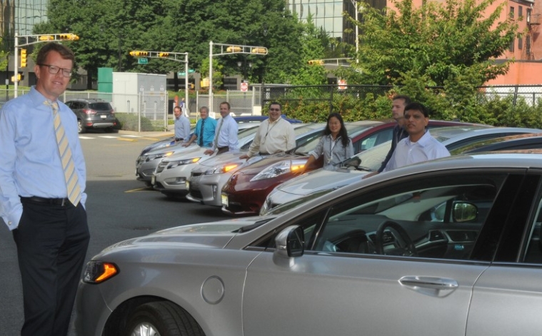 新泽西州批准5,000美元的电动车回扣，充电基础设施，电动公交