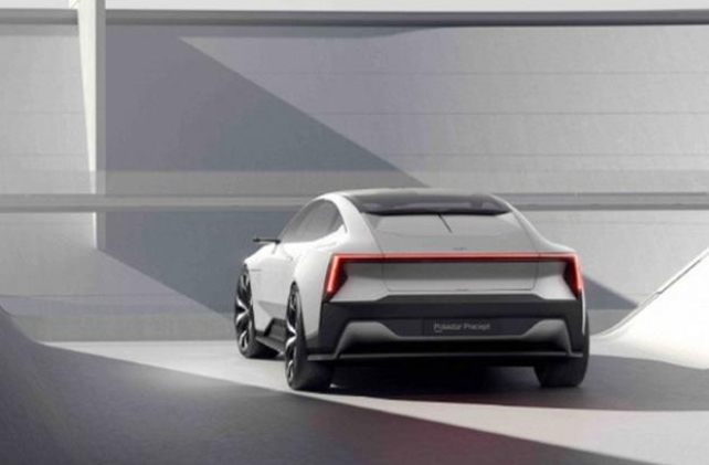 超长轴距科幻外形极星全新电动轿车将于成都投产