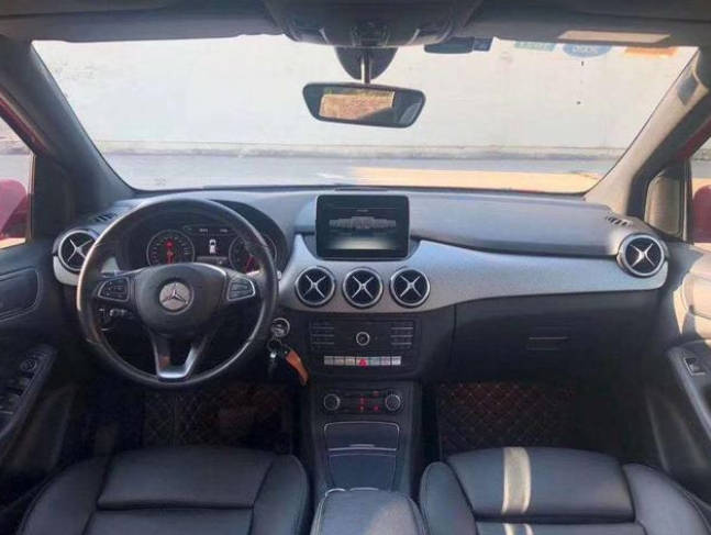 中国梦践行者一线故事：电动汽车的美好时代