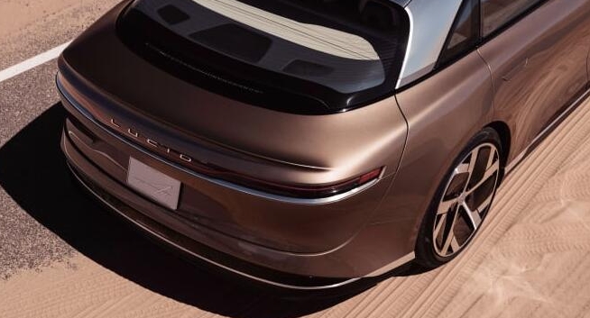 电动汽车初创公司Lucid宣布推出空中轿车以接替特斯拉