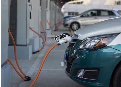 纯电动汽车会成为未来汽车发展的主要趋势吗？