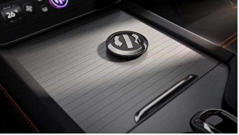 高和:开启全新豪华电动车时代