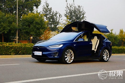 纯电动敞篷车来了?四家英国企业联合打造,续航640公里!