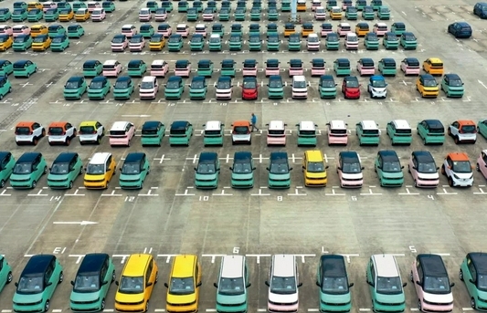 产能过剩？靠补贴活？刚不过外资？中国新能源汽车到底什么水平