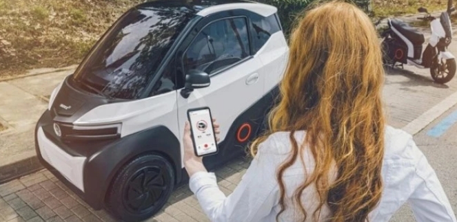 Silence推出配备可拆卸电池双座电动汽车售价7500