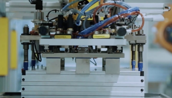 广汽埃安再放大招，电动汽车续航迈入1000km+时代