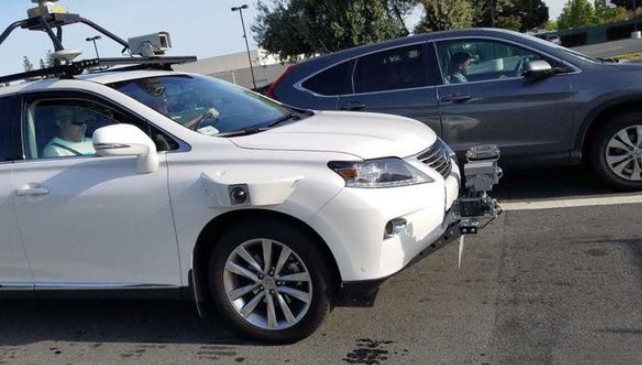 苹果计划2025年推出全自动驾驶电动汽车