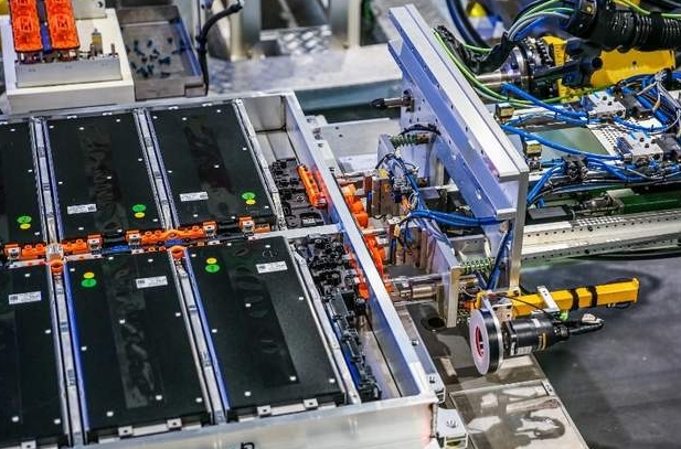 揭秘ID.6X出生地上汽大众新能源汽车工厂