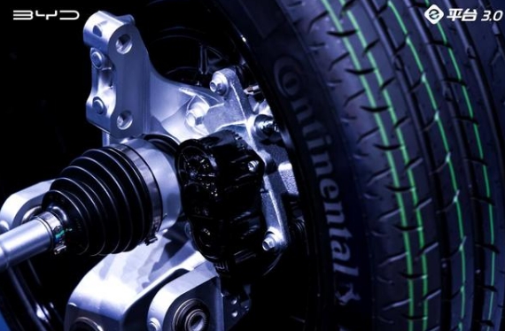 比亚迪e平台3.0突破电动汽车短板，有效解决续航、安全的局限问题