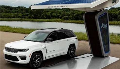 斯特兰蒂斯CEO：向电动汽车转型成本超过汽车行业承受极限