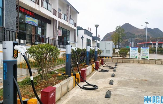 投运！贵州高速新增27对服务区充电桩