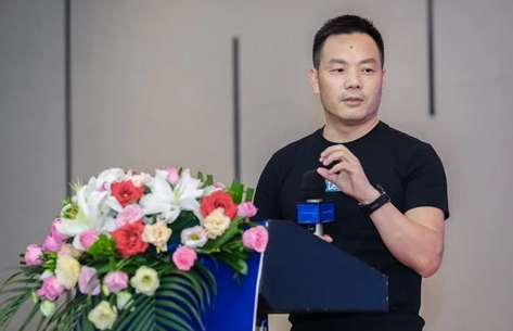 湖南省两会｜松井股份凌云剑：推广新能源汽车要做好“电动化”文章