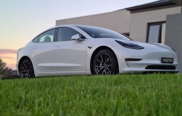 在美国纯电动汽车市场，特斯拉的统治力有多强？