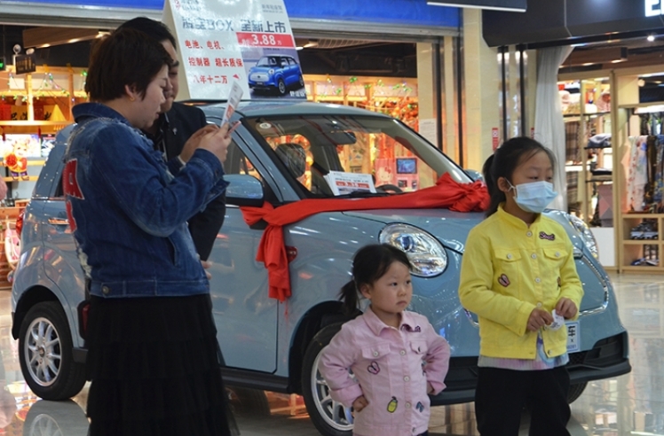 开启新能源汽车时代！新年轻座驾，凌宝BOX电动车在张掖上市！