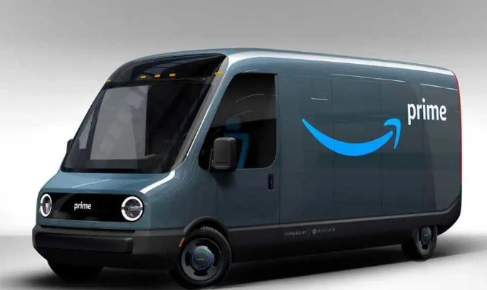 新能源汽车发展太快，炼油厂为了“自救”纷纷开始研发电动汽车