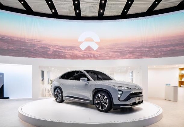 马斯克祝贺蔚来第10万台量产车下线，难道特斯拉想收购蔚来？