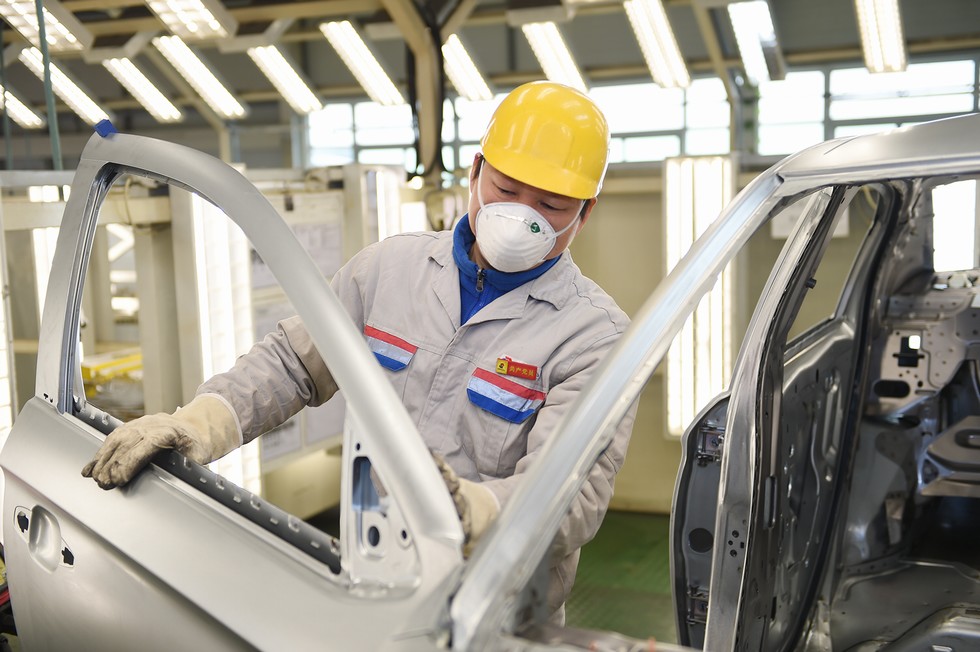 ​​【东风工匠】“钣金妙手”杨祉刚