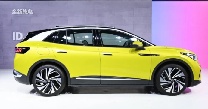 新能源汽车市场洗牌了，大众加入战局，一出手就是王炸