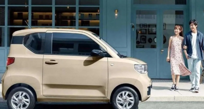 中国电动汽车让拜登眼红了!五菱宏光遥遥领先,美国急求合作