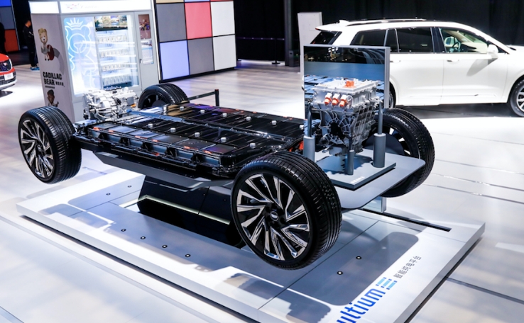 凯迪拉克纯电动车亮相，势压BBA新能源汽车，为何？